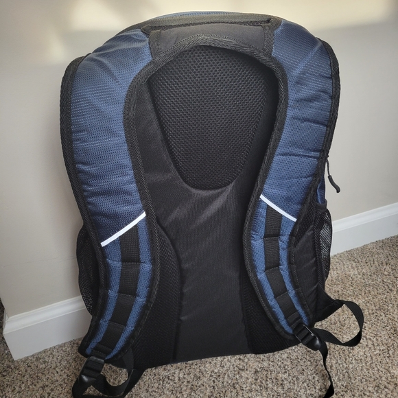 Weatherproof brand backpack blue and red - Picture 8 of 9